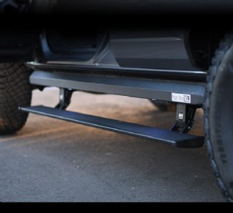 Show product details for Ford Bronco PowerStep XL | 4-Door | 2021 - 2023